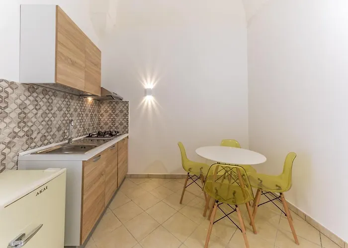 度假居 Dimora Bianca 圣切萨廖迪莱切